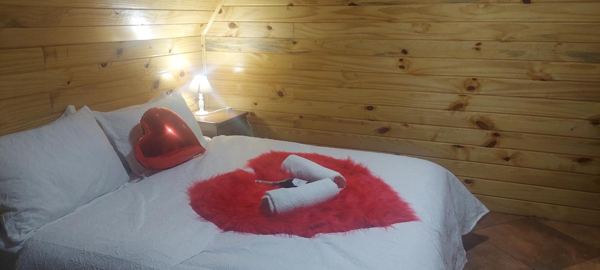 Hotel Chale Com Hidromassagem Da Vick Campos do Jordão Exterior foto