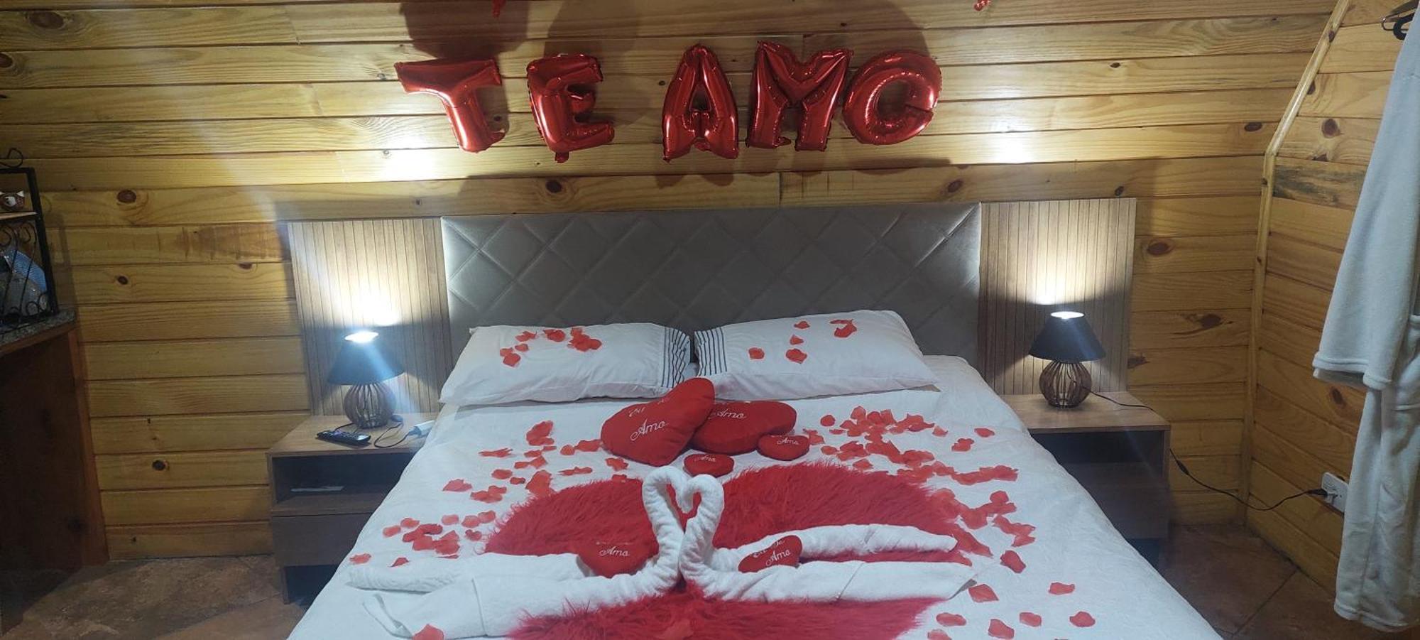 Hotel Chale Com Hidromassagem Da Vick Campos do Jordão Exterior foto